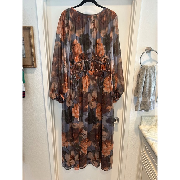 Floral Braided Long Sleeve Sheer Maxi Dress - Picture 4 of 7